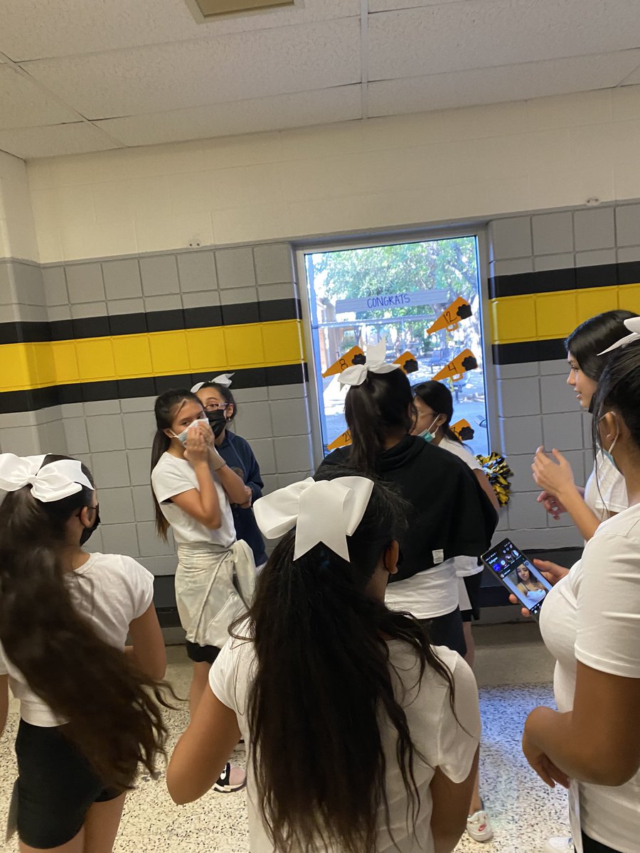 Congratulations on making the 
‘21-‘22 Travis Cheer Team!!! 🐾
<a href="/Vllanes2/">Vanessa Llanes</a> <a href="/TerriersTravis/">TravisTerriers</a>