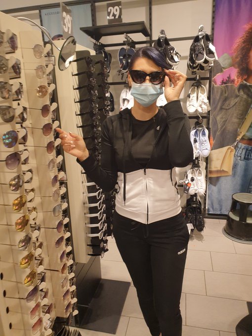 Perfect day for shopping.. https://t.co/Xj5JKnxoO7