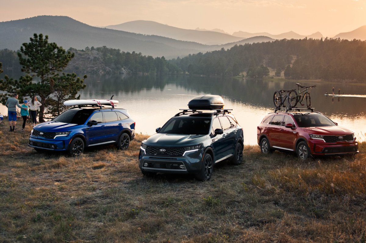 KiaMankato's tweet photo. What's more irresistible than being out in the open?

#TGIF #KiaSorentoHybrid #SorentoHybrid #KiaHybrid #Kia #Mankato https://t.co/5Z6sucr84v