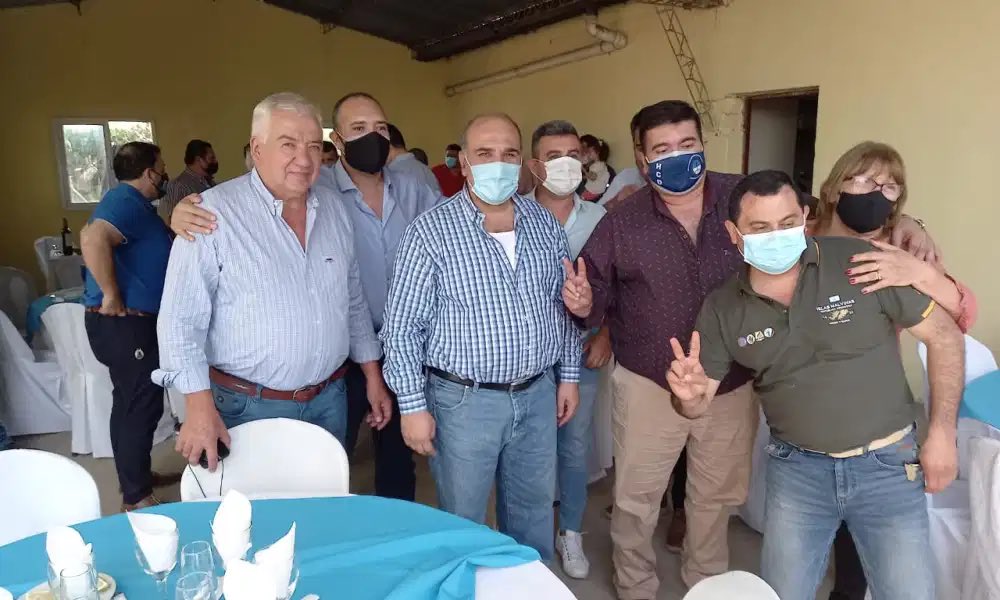 puntodepartidat's tweet photo. A 24 hs de los anuncios de @alferdez Tucumán no conoce qué medidas se implementarán localmente. @JuanManzurOK cultiva la ausencia https://t.co/HUxURQEjy2