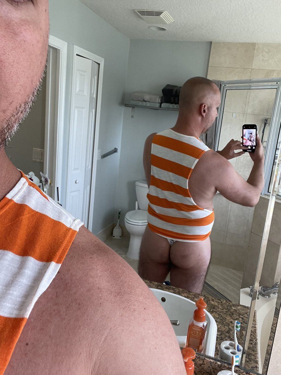 FistingW's tweet image. So fucking horny. I think my body is coming back a little..