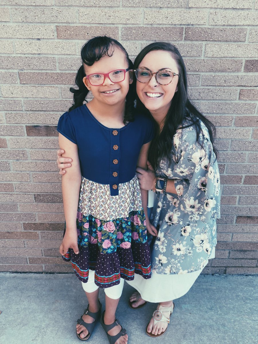 erica_bluhm's tweet photo. Bittersweet moments today during 4th grade recognition and climbing the hill! #BHESkeepmovingforward https://t.co/2vPbgWk2w6