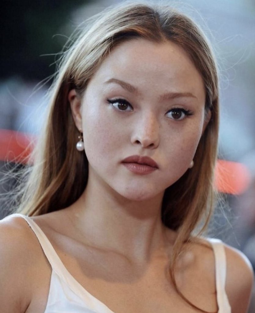 devon aoki, 2009.