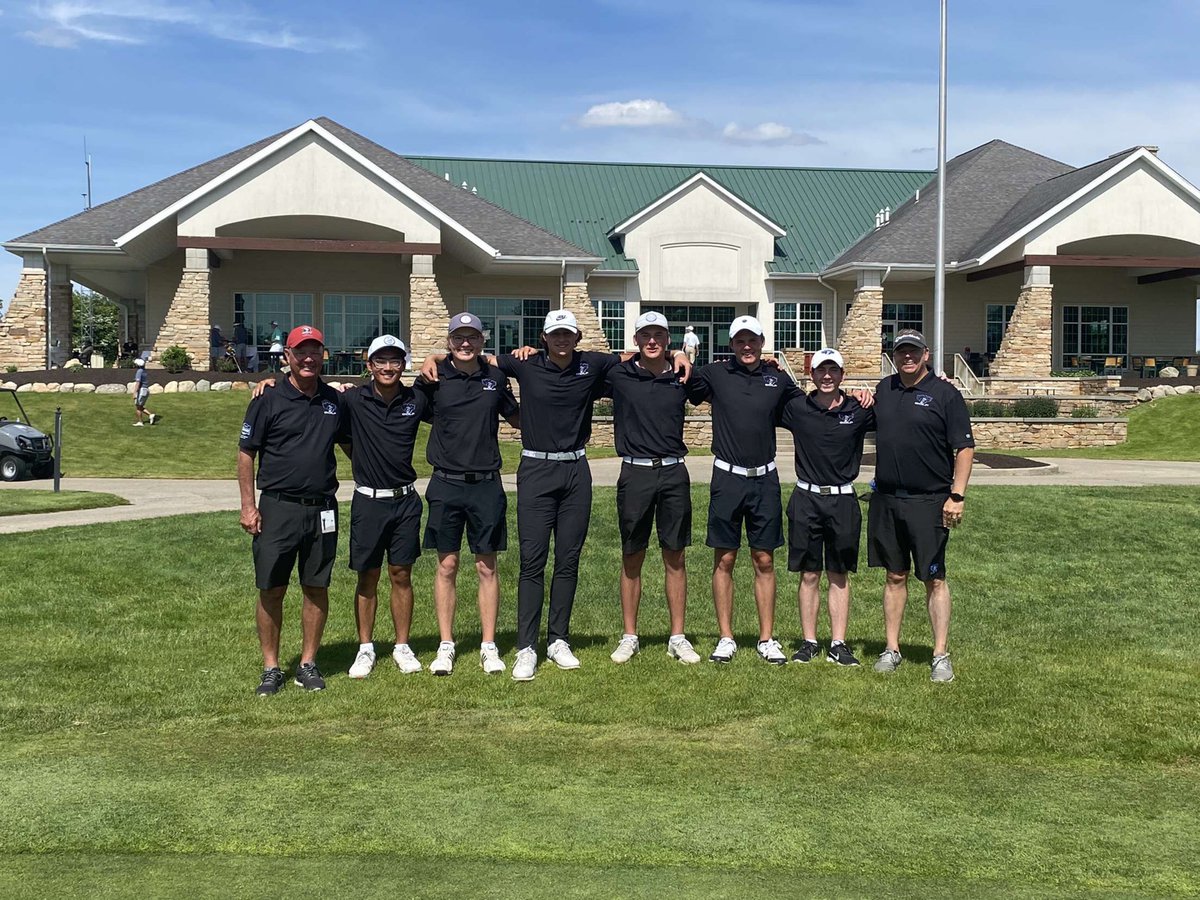 DMACCGolf's tweet image. Your Bears record their best finish in program history with a 7th place finish at the Division II National Tournament! Congrats to Dylan Ellis (T-7) and Tyler Sansgaard (14th) for First and Second Team All-American! #BearDown