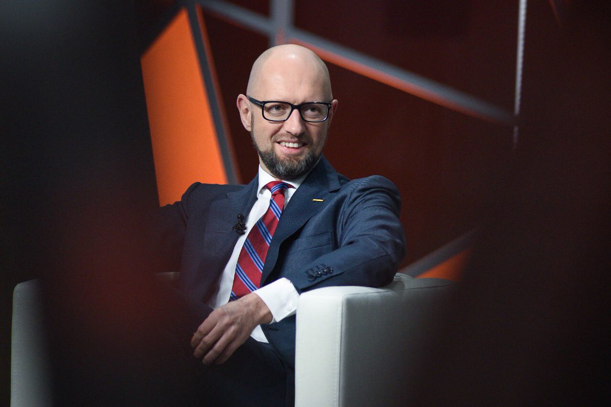 Народний фронт (@narodnyifront) on Twitter photo Сьогодні День народження <a href="/Yatsenyuk_AP/">Arseniy Yatsenyuk</a> Прем'єр-міністра військового часу. Українця, патріота, державника. Великі справи зроблено. Великі справи - попереду. Здоров'я і добра. Хай допомагає Вам Господь, береже Україну і кожного українця! Вітаємо! Сьогодні День народження <a href="/Yatsenyuk_AP/">Arseniy Yatsenyuk</a> Прем'єр-міністра військового часу. Українця, патріота, державника. Великі справи зроблено. Великі справи - попереду. Здоров'я і добра. Хай допомагає Вам Господь, береже Україну і кожного українця! Вітаємо!