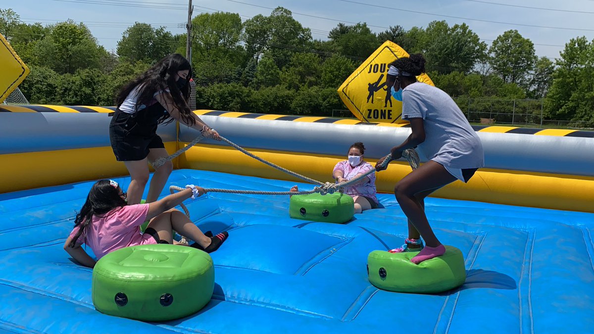 Had the BEST time at my last Star Fun Day yesterday. Amazing job as always <a href="/Stars4Wellness/">Mr.Pound</a> - Can’t wait to be with the <a href="/PerryMSWolves/">Perry Middle School</a> but a piece of my heart will always be with #theSlate #itsworthit