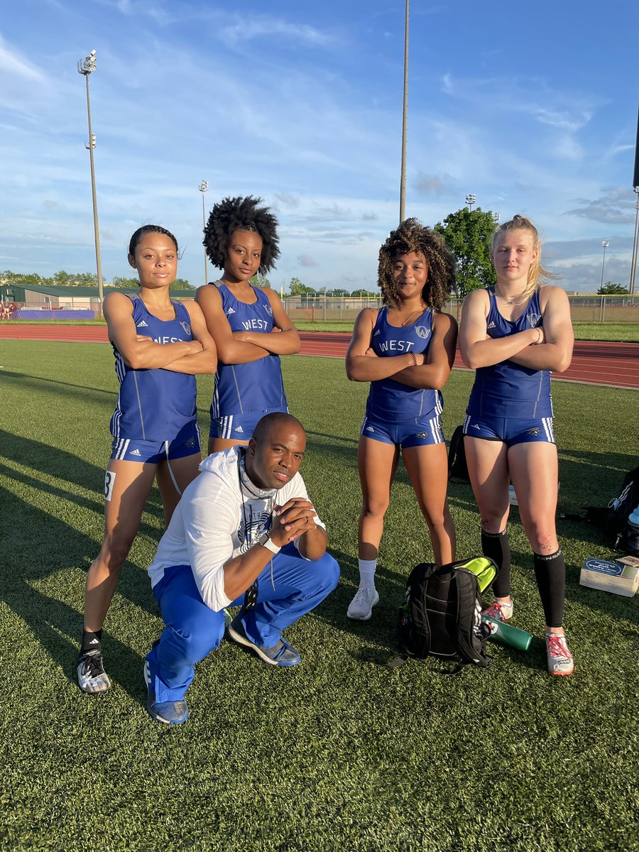 Olathe West Track tweet media