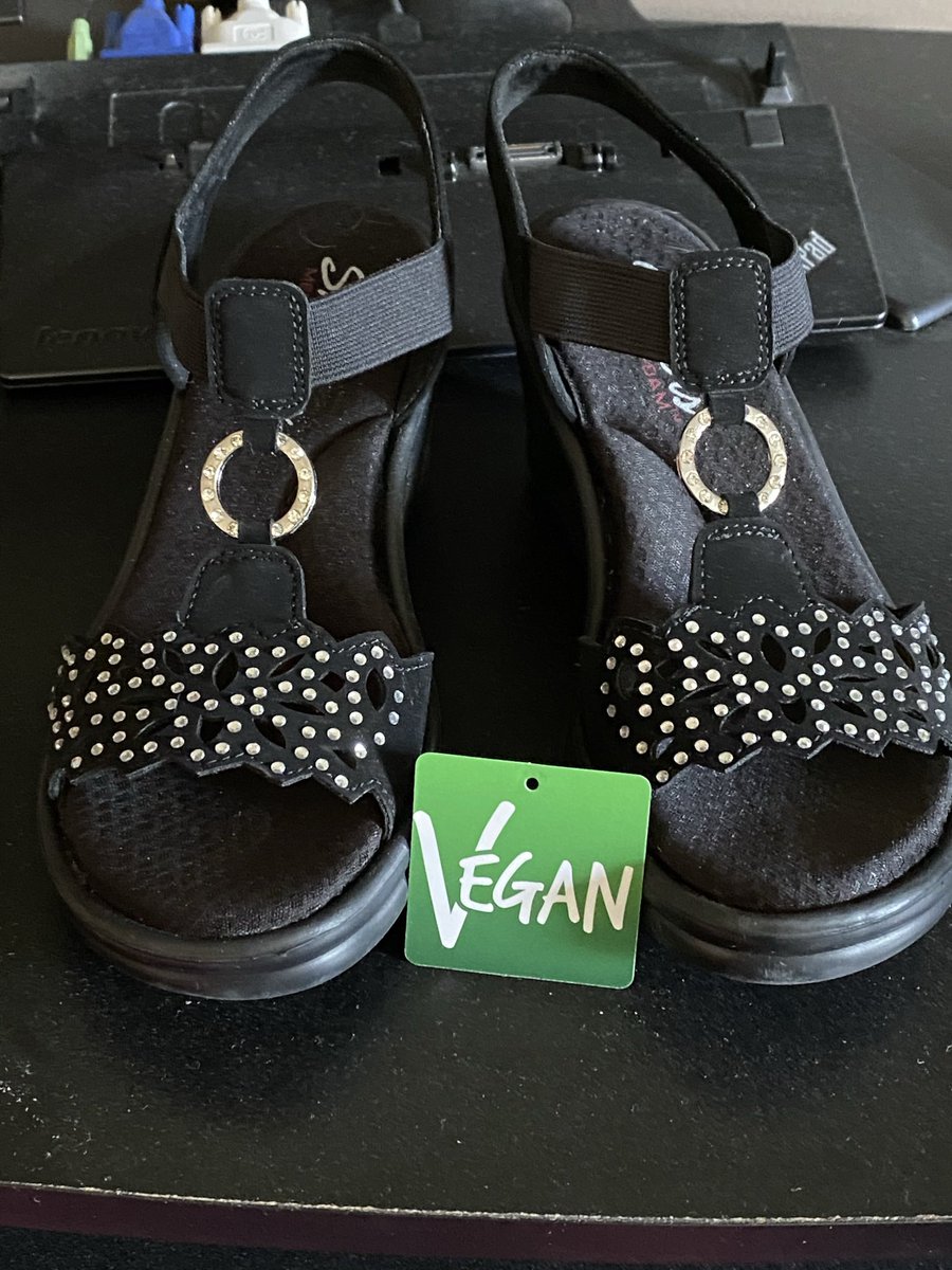 comfy vegan shoes on Tonya Owen On Twitter Bravo Sketchers For Designing A Very Stylish Vegan Shoes You Just Earned Yourself A Customer For Life Comfy Pretty Https T Co X5ojkoukmj Twitter