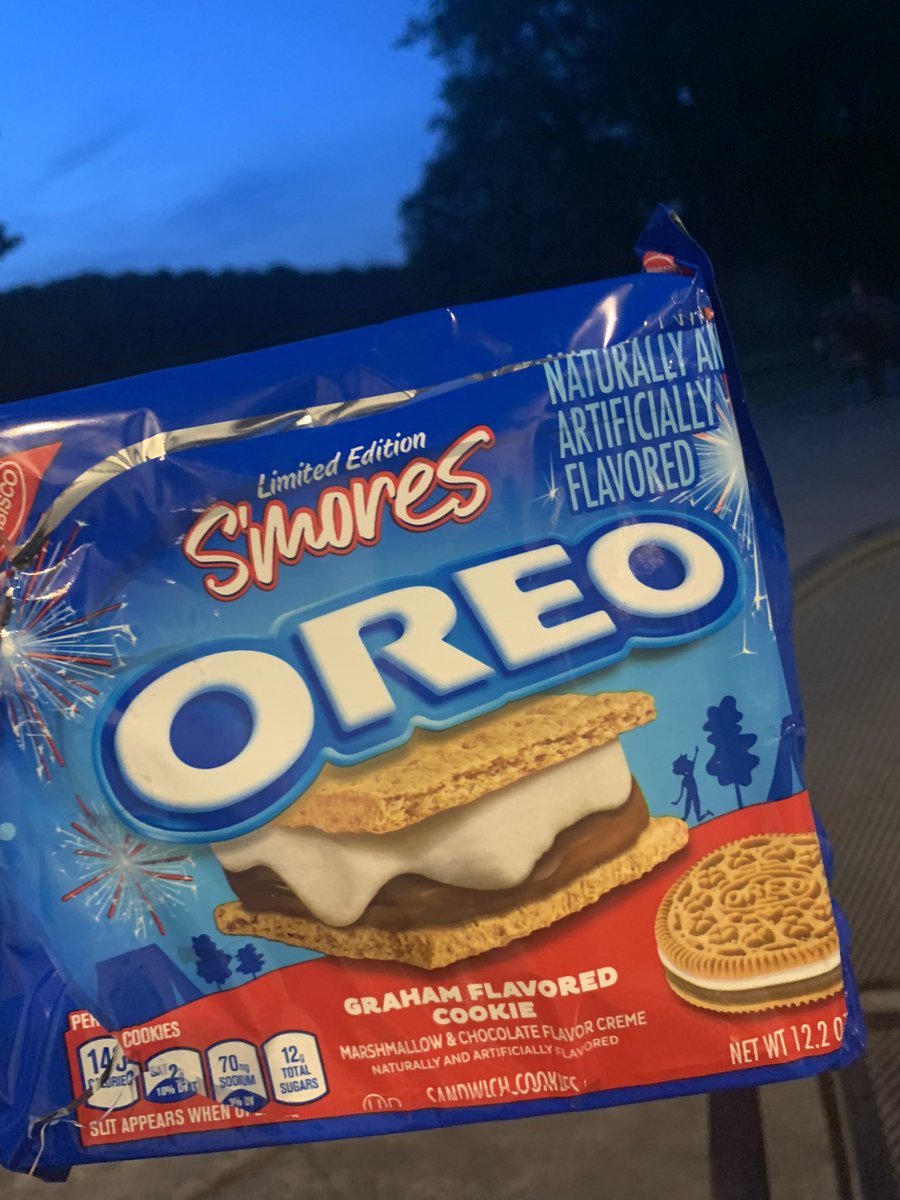 Probably late to the party but has anyone ever explained why these aren’t called Smoreos? <a href="/nabisco/">NABISCO</a> #missedopportunity #marketingfail #stilldelicious