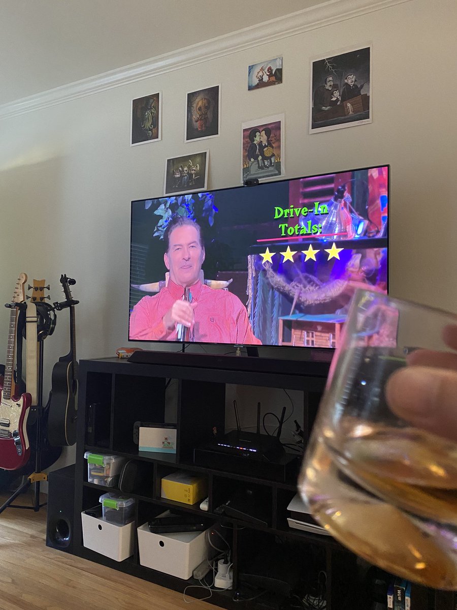 jadedhellspawn's tweet image. Cheers, #mutantfam! Maniac Cop and Maniac Cop 2 on #TheLastDriveIn