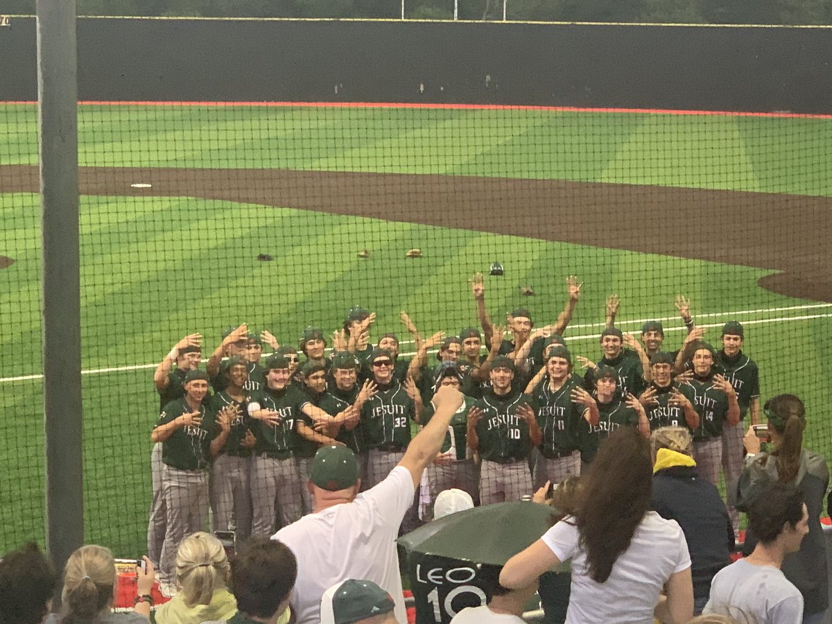 Daniel A. Martinez tweet media