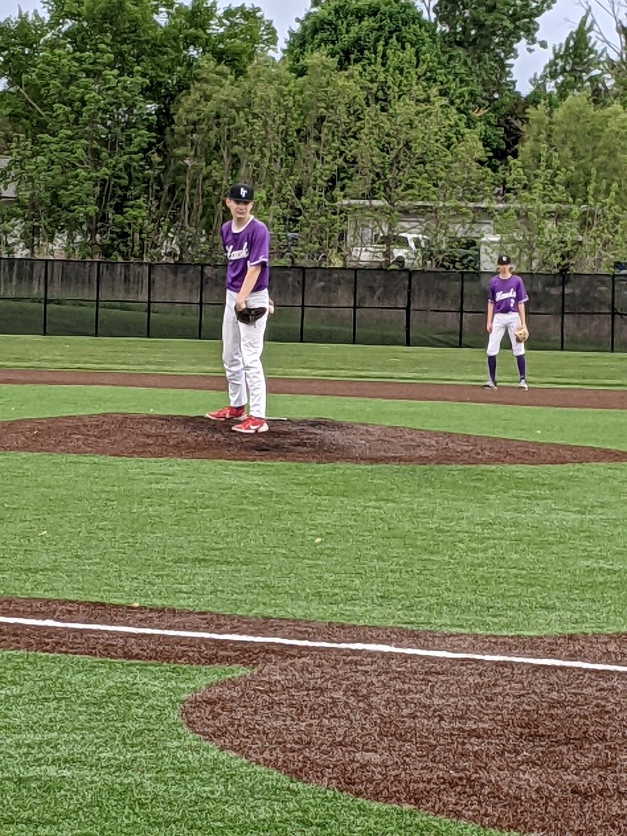 Joe_Bomkamp's tweet photo. Brad looked good today. Going 6 1/3, one run, against a very good team. Also 2 for 3 from the plate. https://t.co/Dnm5JzVXv1