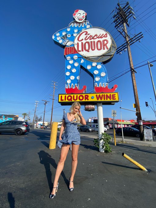 1 pic. Before and after ✨🤡✨ https://t.co/thATCVj4FZ