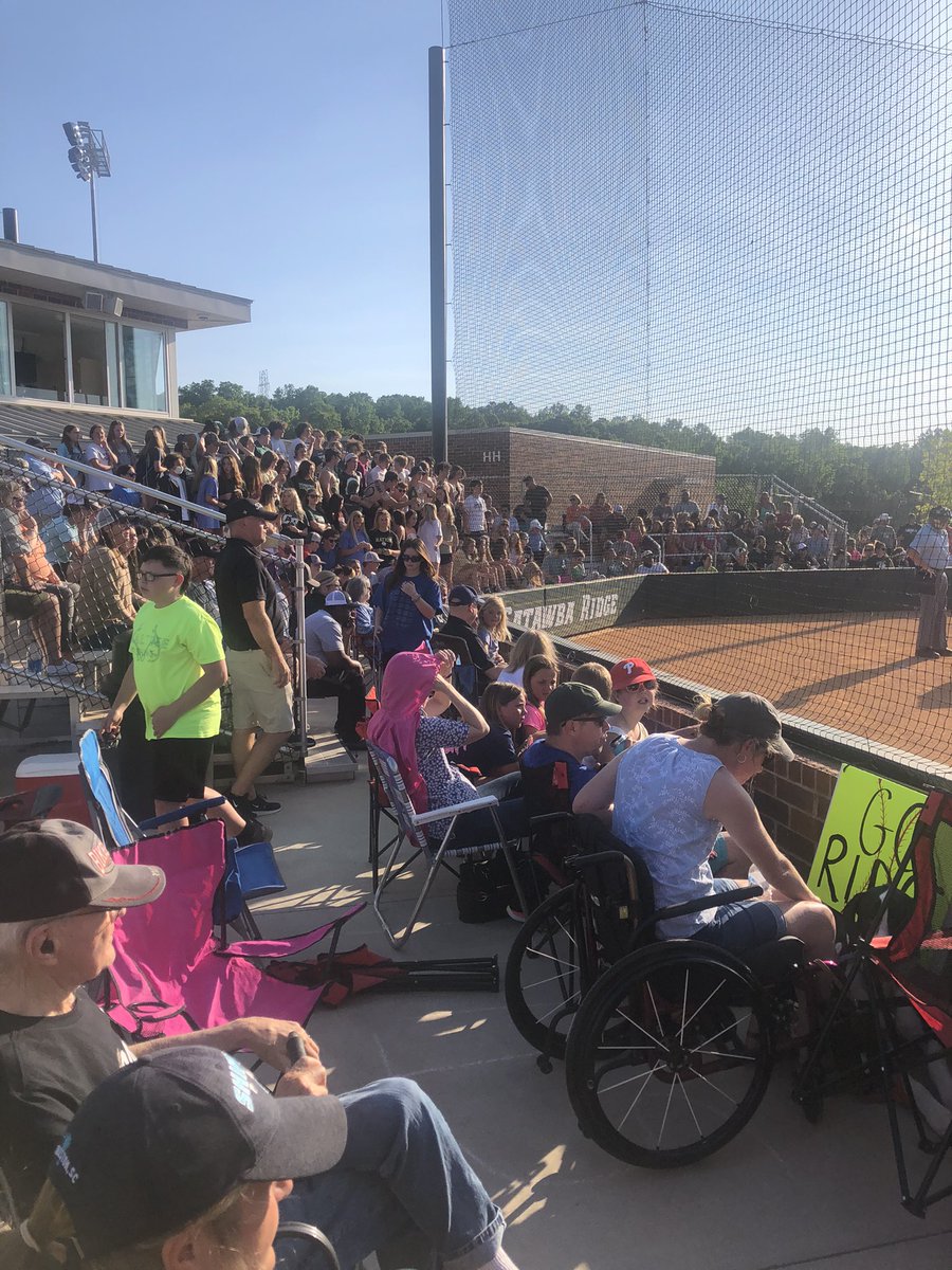 greer_sb's tweet photo. The season doesn’t end as we had hoped but a raucous crowd and electric playoff atmosphere was a good experience. Great to see high school softball in South Carolina generate that kind of interest! Good luck to @ridge_catawba  In the upper state championship series. https://t.co/yGHNSbQ5IA