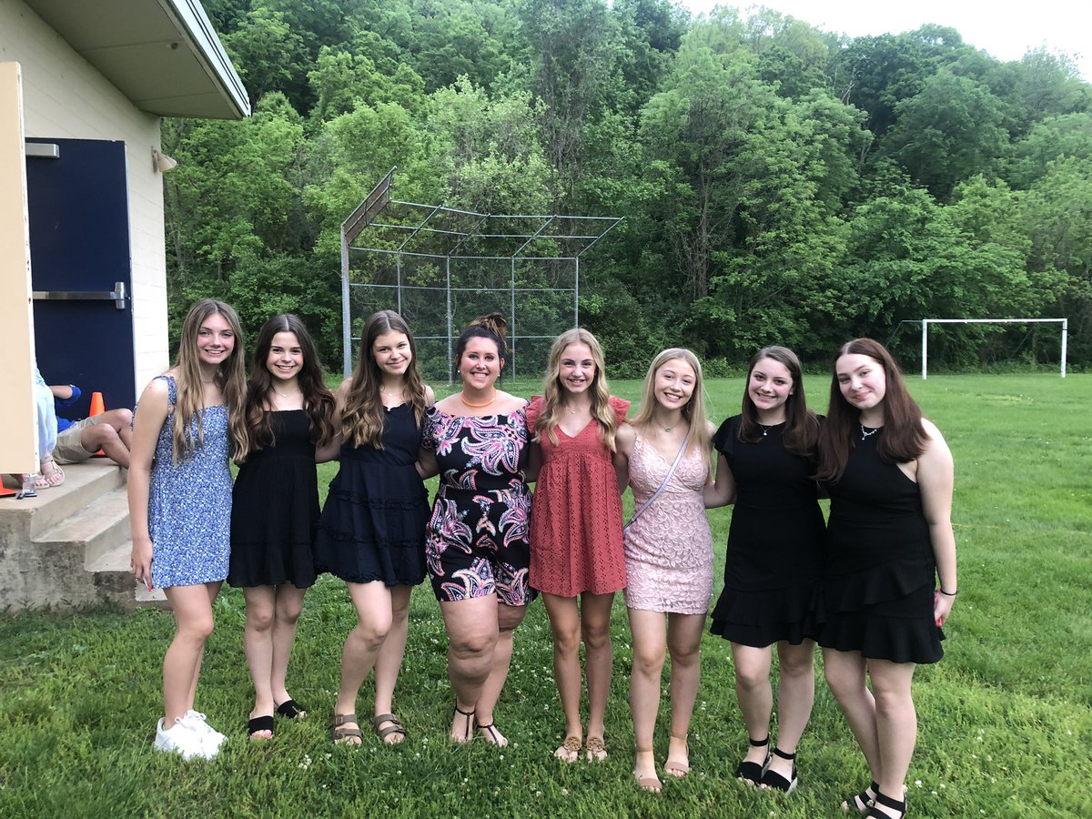 NHSLionette's tweet photo. Lionette Class of 2025 Valley girls with Coach Genthon enjoying their final middle school dance! Canβt wait to have them walking the halls of NHS next year. ππ€ π¦ π€π
@PrincipalBaugh You have a great group coming your way!
#beautifulandtalented
#readyforthebigleagues https://t.co/hFrZvnrEFh