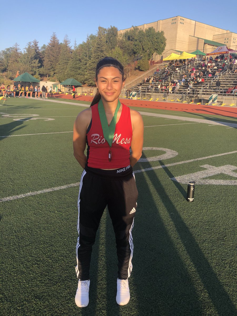 Emily Hall (@coach4spartans) on Twitter photo Cici Cortez 6th in the 300h invitational at Ventura County meet. <a href="/MarkCContreras/">Mark C. Contreras</a> <a href="/vcspreps/">VCS Preps</a> <a href="/TheAcornSports/">Acorn Sports</a> Cici Cortez 6th in the 300h invitational at Ventura County meet. <a href="/MarkCContreras/">Mark C. Contreras</a> <a href="/vcspreps/">VCS Preps</a> <a href="/TheAcornSports/">Acorn Sports</a>