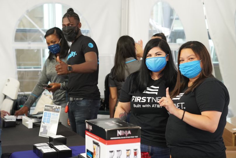 BKevaughn's tweet photo. #NYNJ #OneTeamOneDream  #FRESHMEADOWS 💪🏿⬆️FIRST NET EVENT #DREAMBLACK #FIRSTRESPONDERS #SIGNATURETEAM #SMALLBUSINESS #NEIGHBORHOODSOLUTION #MakeItHappen #GOGETIT #WINWIN @judy_cavalieri @KirkBailey17 @ivwilks https://t.co/HIEZfgxjbs