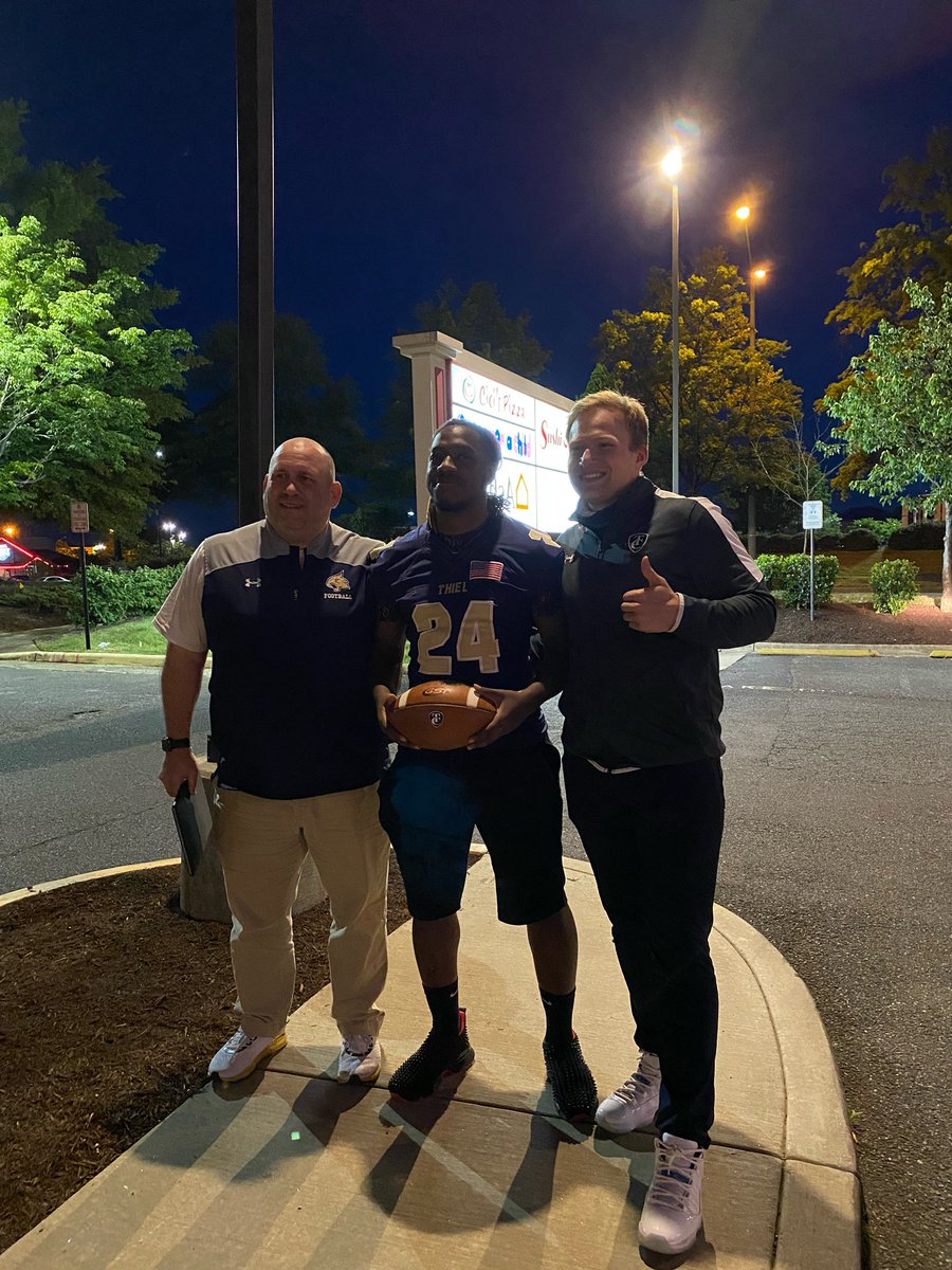 Donovan Lindsey jr tweet media