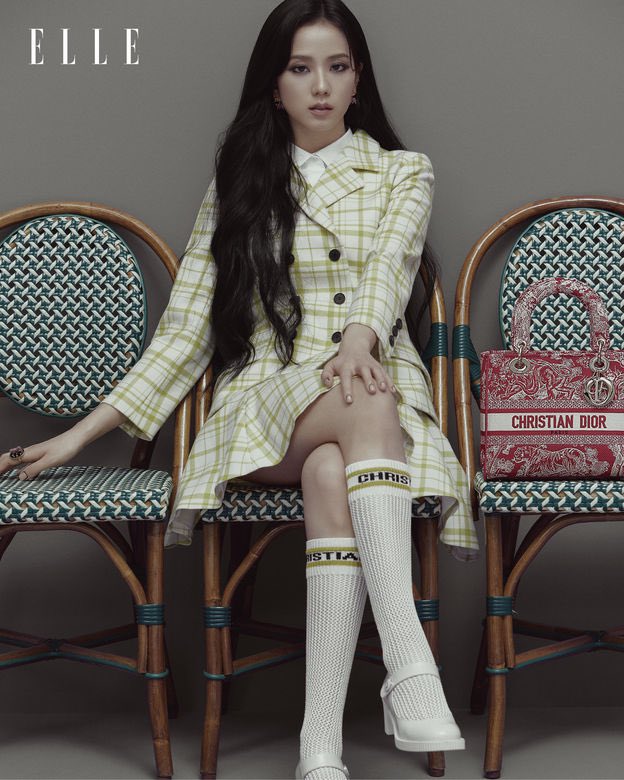 E19Vl52WUAIJxZ1?format=jpg&name=900x900