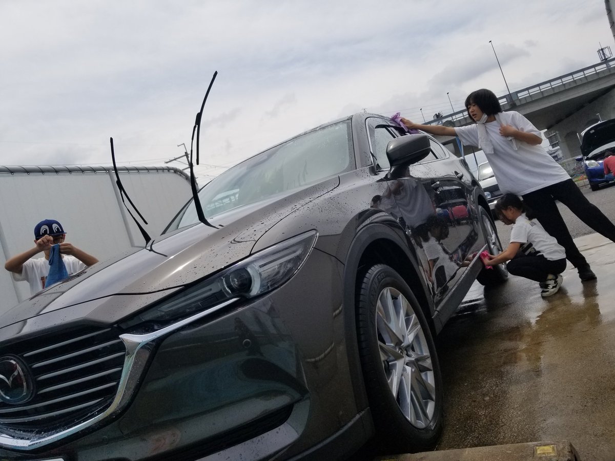 CX82020821's tweet photo. 今日は子供全員を駆り出す！！ https://t.co/16SA3PjvqT