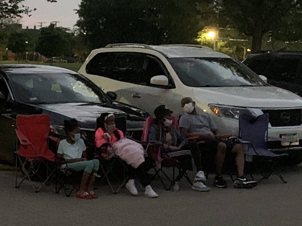 Drive-in movie night <a href="/SSICPTars/">SSInternationalCP</a> tonight! What a perfect night for a movie outdoors for our students and families! 🦕🦖🍿 <a href="/mcreducates/">Michelle C. Flatt #SSICPProudPrincipal</a> <a href="/ChiPubSchools/">CPS - Chicago Public Schools</a> #JurassicWorld