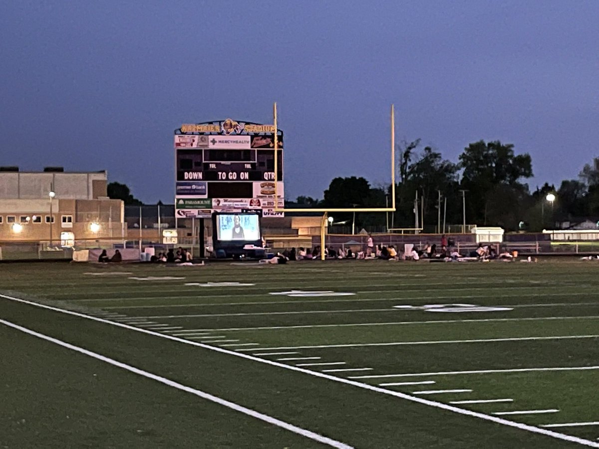 Awesome movie night in Kazmaeir Stadium to celebrate the Maumee Orchestra’s hard work this year!!!  Tonight was a blast. Thanks <a href="/MaumeeHS/">Maumee High School</a> <a href="/maumee_schools/">Maumee City Schools</a> @PanthersGMS for helping us build a community full of music!