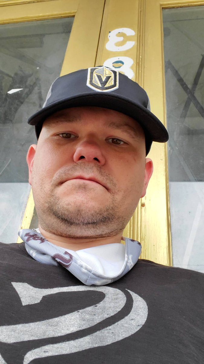 fern_mikey's tweet photo. #vegasknights #VegasBorn  #VegasKnightshat city of #Sin 2nd coming https://t.co/VVAZFKS4Ti