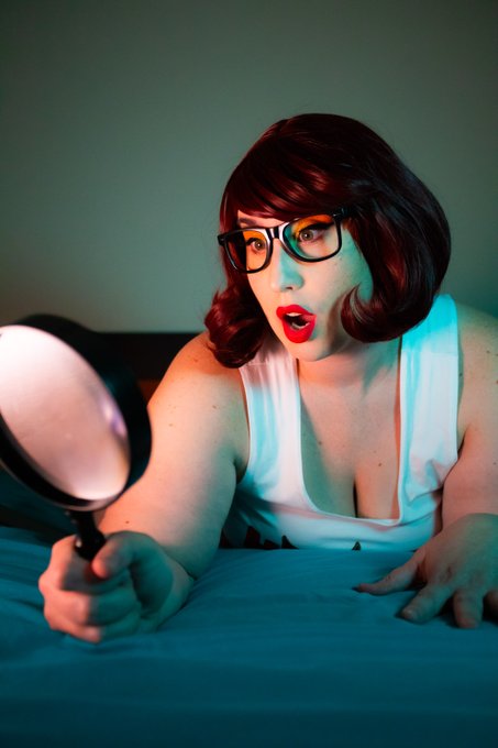 1 pic. My #pinup #Velma pic set is now live and free for subscribers! 51 pics! Pairs well with the Velma/monster
