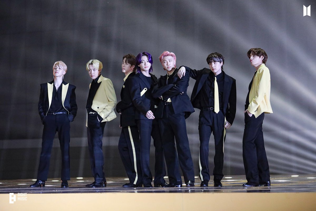 I vote for <a href="/BTS_twt/">방탄소년단</a> for #BBMAsTopSocial