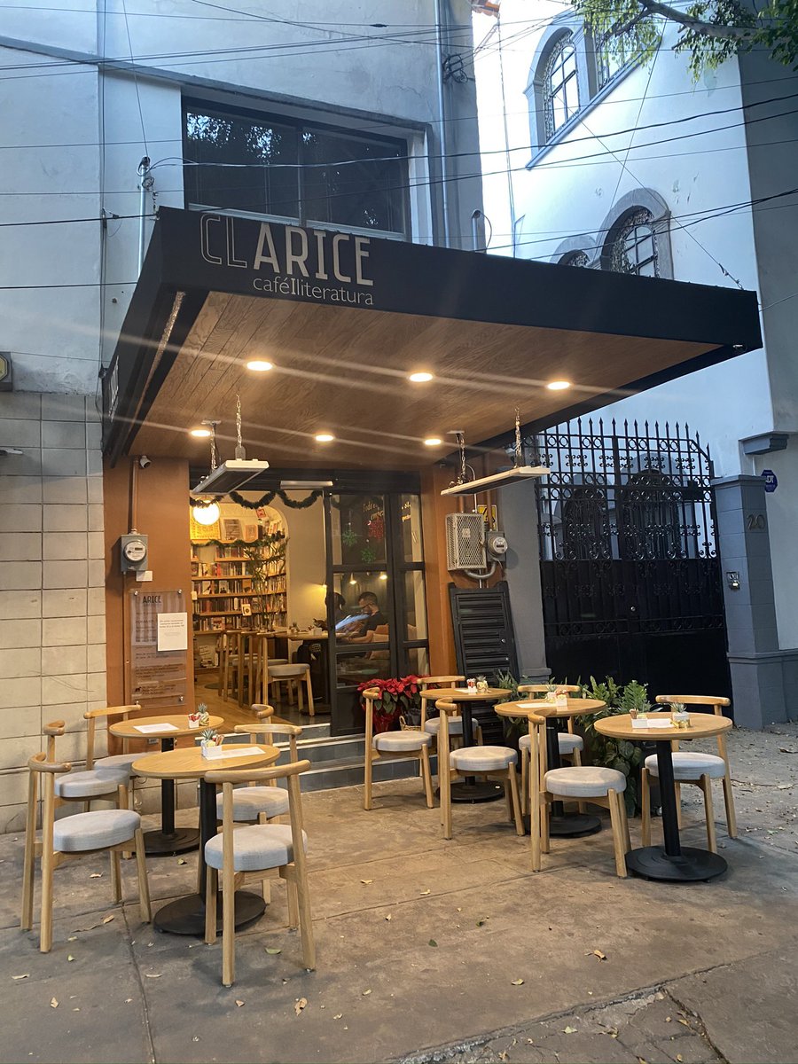 clarice_mx's tweet image. ¡Vengan a conocernos!
Excelente selección de libros, excelente café y delicioso menú. Estamos en Michoacán 18 B, #condesa, #CDMX.