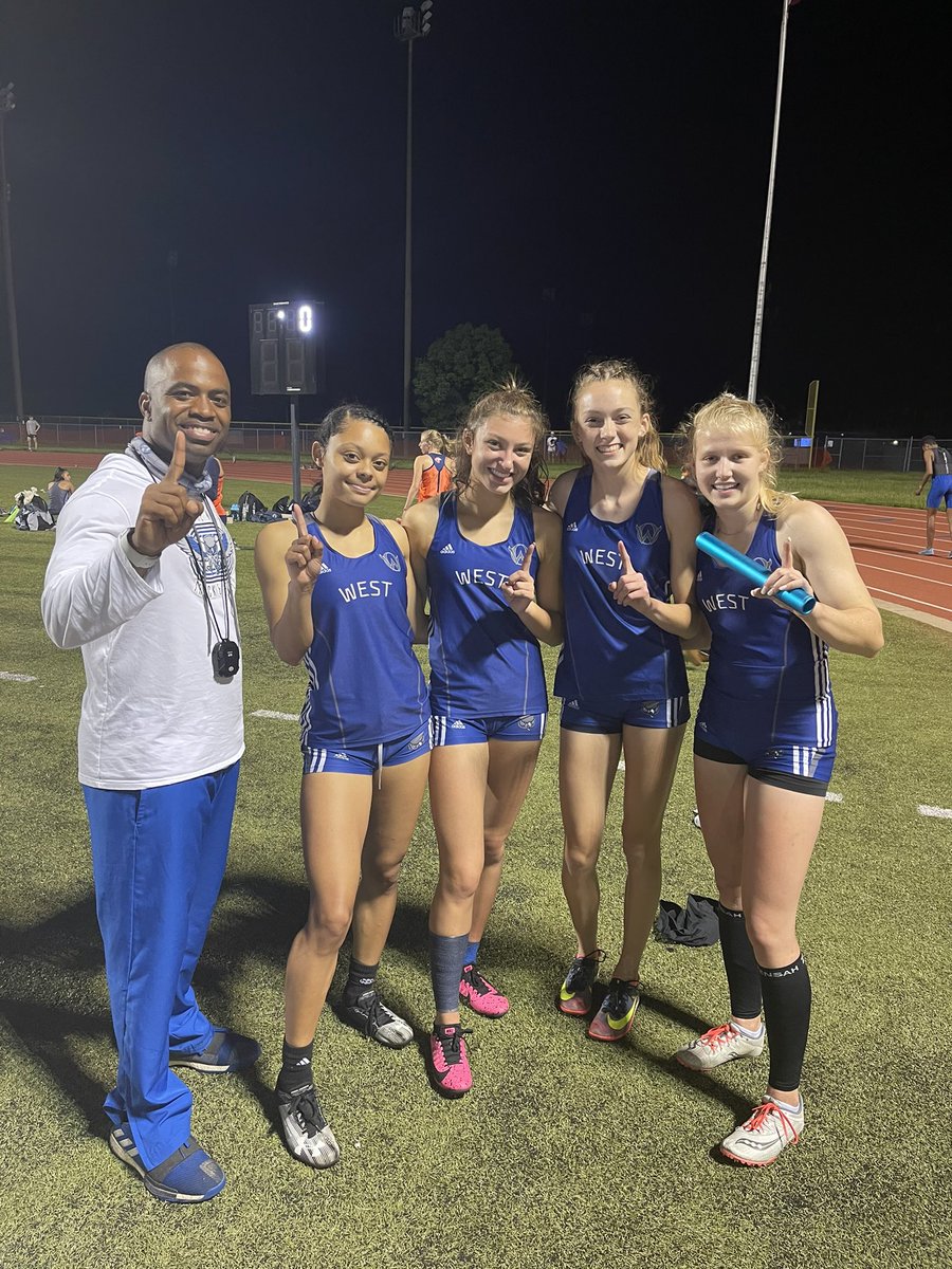 Olathe West Track tweet media