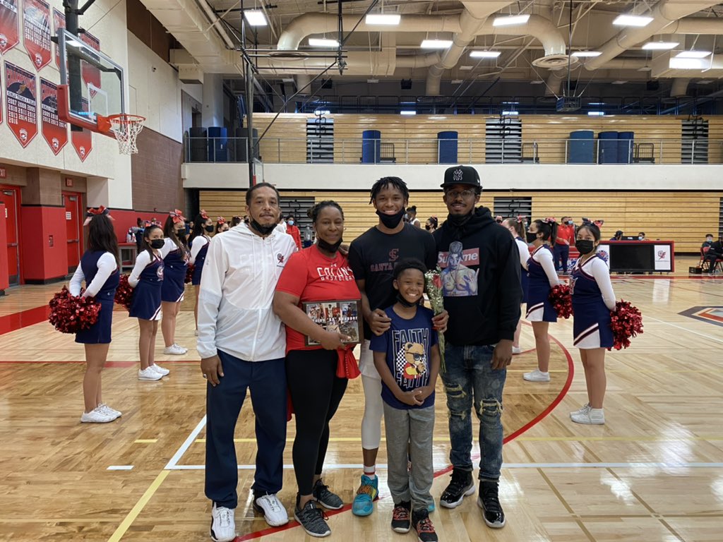 Colony Basketball tweet media