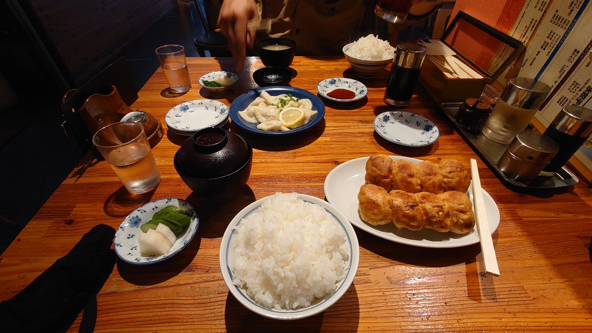 みんなの ホワイト餃子 定食 口コミ 評判 食べたいランチ 夜ごはんがきっと見つかる ナウティスイーツ