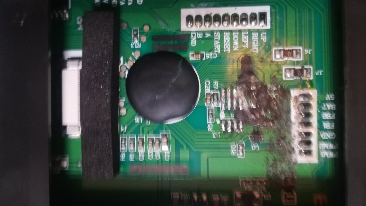 sofia809p's tweet image. モールドをむりやり引っ剥がして
吸い出し。
もう、戻して動かせる気がしない
#myarcade #マイアーケード