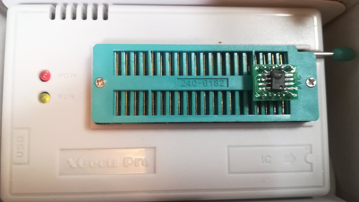 sofia809p's tweet image. モールドをむりやり引っ剥がして
吸い出し。
もう、戻して動かせる気がしない
#myarcade #マイアーケード