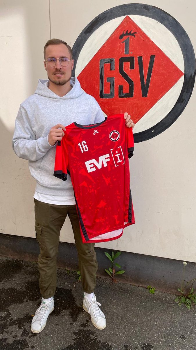 GSV1895's tweet photo. Auch Tim Schraml bleibt ein weiteres Jahr dem 1.Göppinger Sportverein erhalten. Nachdem man sich im Sommer 2020 auf ein Engagement 
geeinigt hatte und sein "Wackelknie" nahezu ohne Probleme gehalten hat, freuen wir uns gemeinsam auf die kommende Saison. https://t.co/R7oTY2GPmf