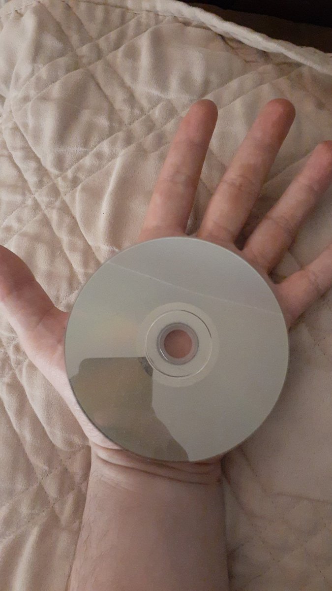 NotSoLittleDevil tweet media