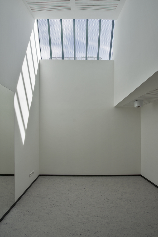 ArchDaily's tweet image. Nursery and Music School in Ramonville-Saint-Agne / Yves Ballot et Nathalie Franck + Architectes DPLG #France #Architecture