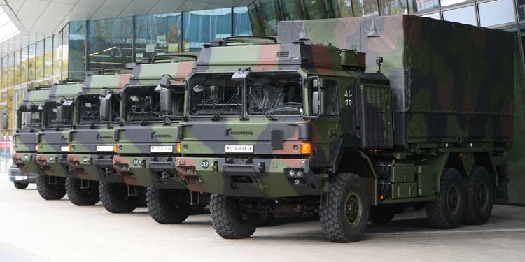 HX3 succeeds HX/HX2 series, introduced in 2003 and fielded by British Army in 2004. HX/HX2 are based on chassis/driveline components of the commercial TG WorldWide heavy trucks with difference being HX2 has a dedicated chassis with minor tweaks versus repurposed commercial item