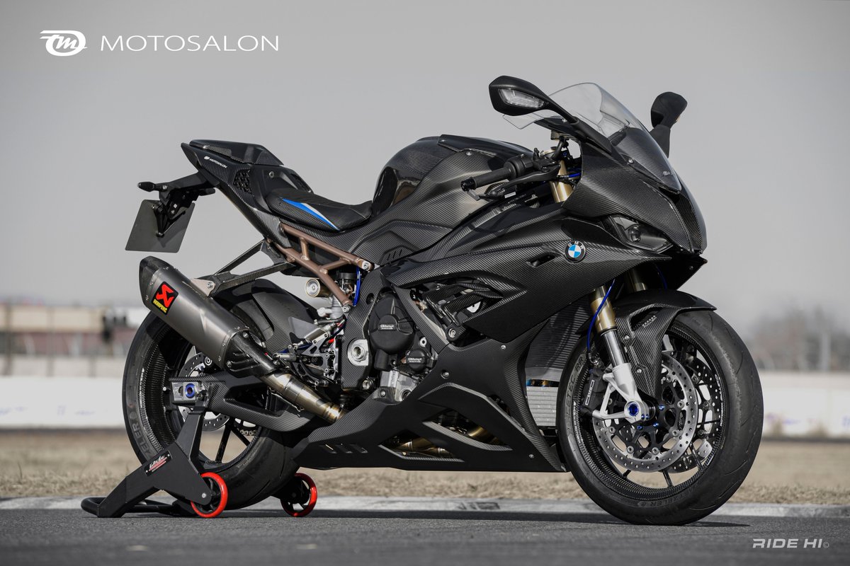 MOTOSALON_oka's tweet photo. MOTOSALON
BMW S1000RR

#MOTOSALON #モトサロン
#BMW #バイク
#S1000RR #s1000rr2019 #bmws1000rr
#valtermoto #valtermotocomponents
#gbracing
#ベータチタニウム
#fullsix #fullsixcarbon
#luimoto
#ROTOBOX #ロトボックス
#カーボン #カーボンホイール
#フォージドカーボン
#ライドハイ https://t.co/BfNWwQX0Yu
