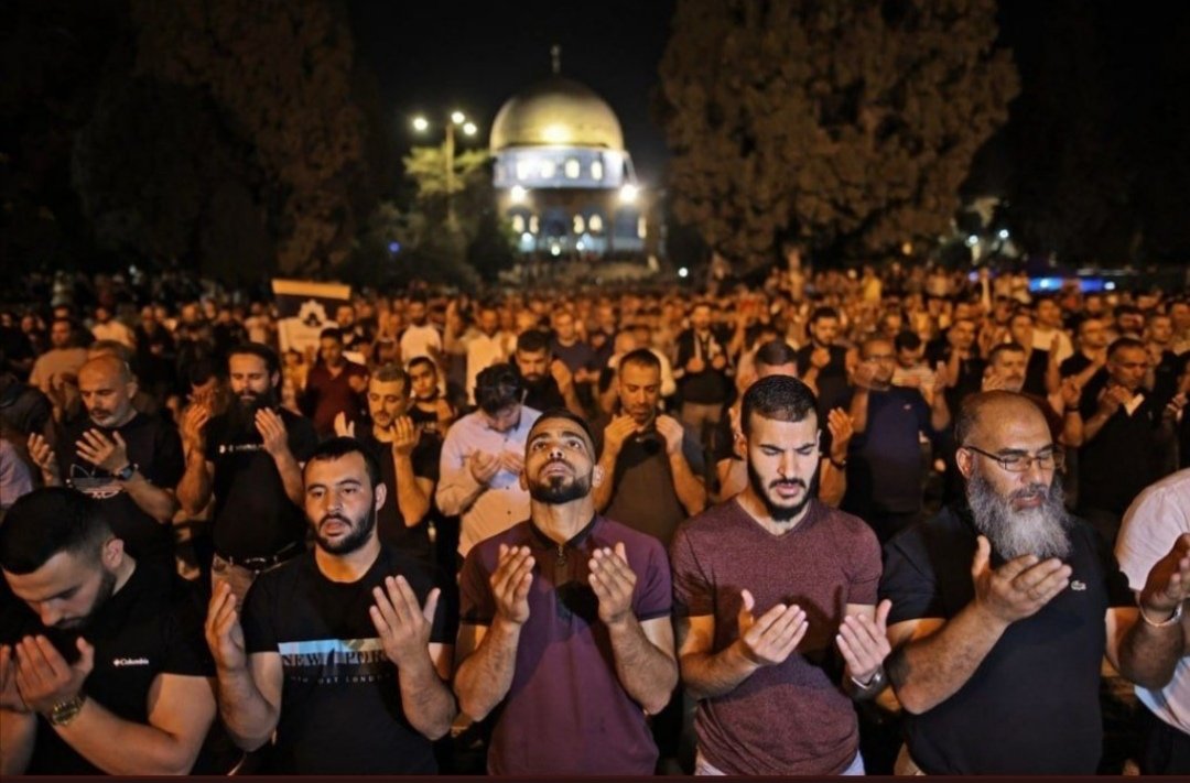 - ey Alemlerin sultan'ı ya Resulallah, #kudüs'u muhafaza etmedik. mahşer'de o mübarek yüzüne nasıl bakacağız..
 
#المسجد_الأقصى