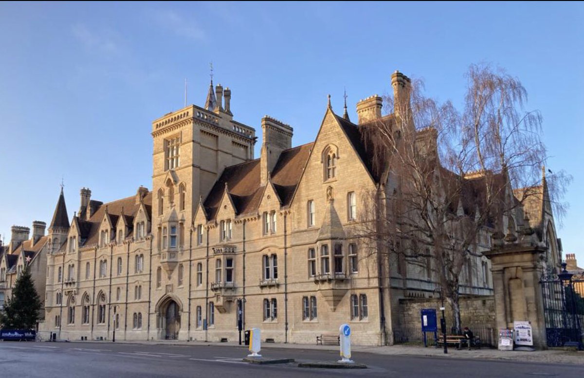 Here it is! An Early Career Fellowship at <a href="/EthicsInAI/">The Institute for Ethics in AI</a> and <a href="/BalliolOxford/">Balliol College</a> in the area of Ethics and AI (Human Rights and Democratic Governance). A truly exceptional opportunity. Deadline May 28. Run, don’t walk, to apply! my.corehr.com/pls/uoxrecruit…