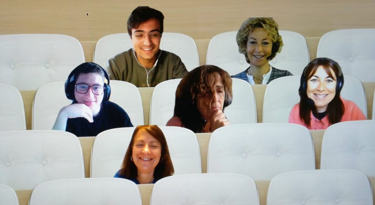 gentudg's tweet photo. Reunió setmanal de l'equip #UdGCampusEstiu. #Prebat21 per estudiants de 4t ESO i #JCR21 pels de 1r de Batxillerat 👉Termini d'inscripcions fins el 20 de maig! https://t.co/Lj3HzEqkK6 #udgkm0 @univgirona @SilviaSimonR @_montsevm @NuriaAyguade @Just_Nau @IsabelCoro11 Roger i Carla https://t.co/9HddxgUG3C