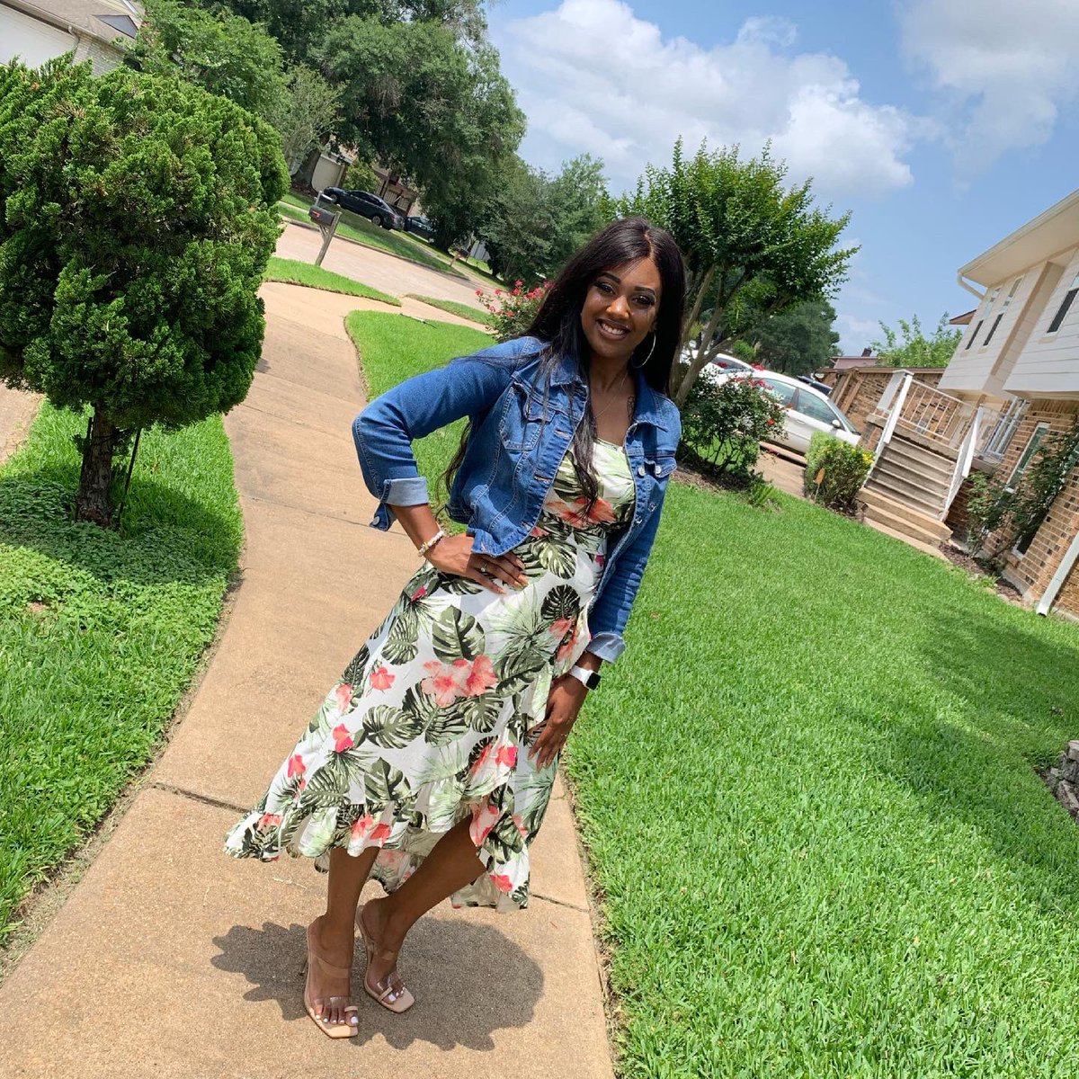 shortiesade_'s tweet photo. Another Mother’s Day for the books!! Had the greatest time with my baby girl and my family!! 👩‍👧🥰👸🏾 My greatest blessing is being a mommy 💚💚 https://t.co/3jJxZqBoDR