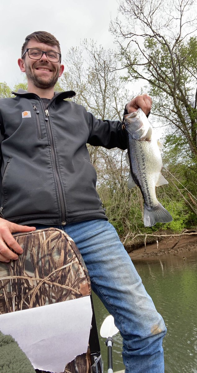 CuntryAngel's tweet photo. The best fishin date til the end of time. https://t.co/1E0rJTra5t