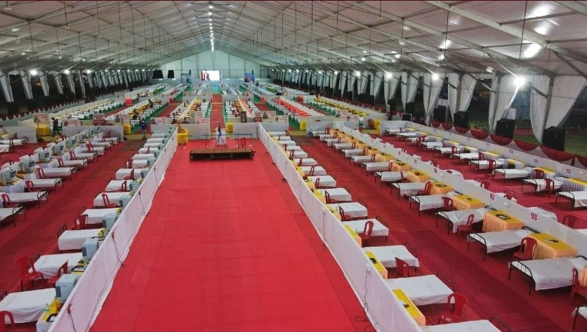 MajorPoonia's tweet photo. Serving The Nation 🇮🇳 24x7x365 

RSS started a 1000 bed Covid Care Centre in Bhopal

@RSSorg Always Proud💪Salute🌺 https://t.co/UexkhDHK3u