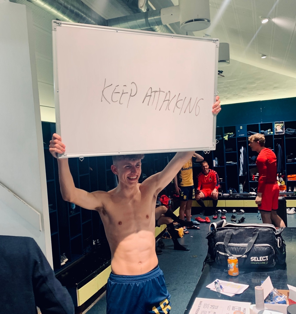 BrondbyIF's tweet image. En lille reminder på en smuk mandag morgen 😉💪🏼 #KEEPATTACKING