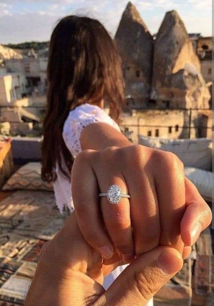 juvocional's tweet photo. 💍👑🤍

<Mention that person you can spend your entire life with> https://t.co/uSIpXwOTKe