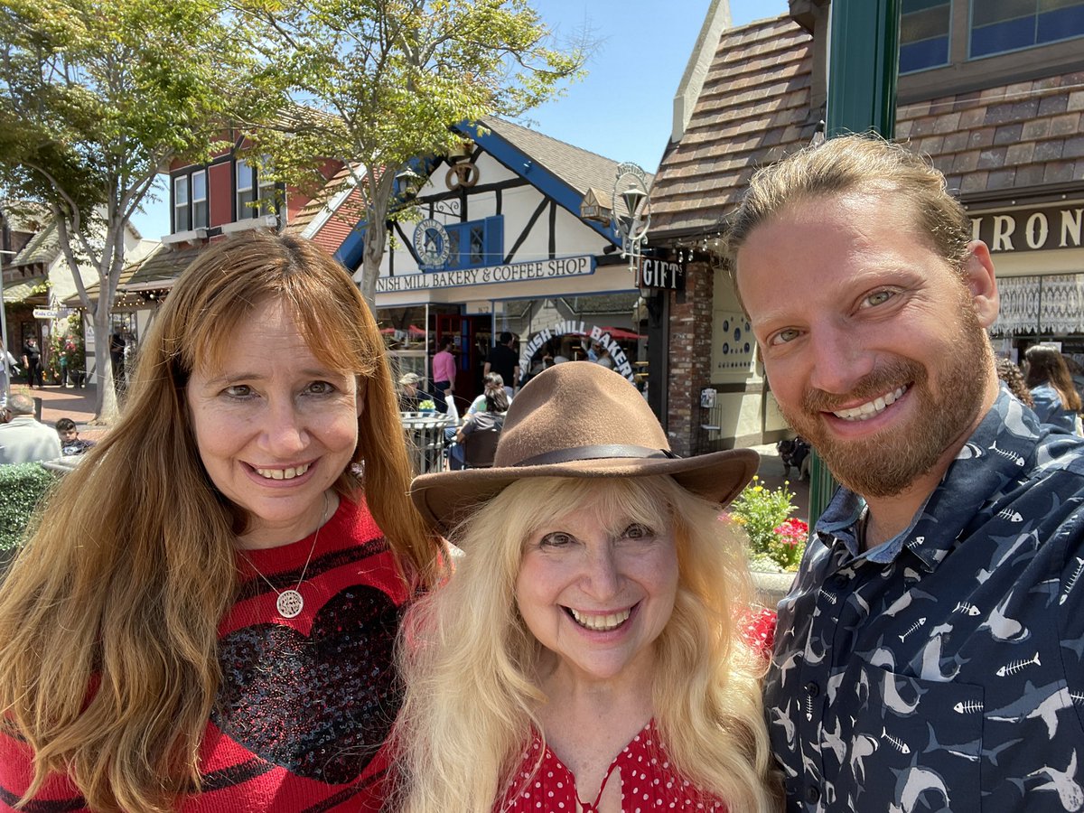 HeleneFrances2's tweet photo. Spending Mother’s Day in Solveng, CA. A Danish Village north of Santa Barbara,Cawith 2 of my 4 kids Ainee and Gregory. Ari is in Florida and Kimmie is in Boston.#HappyMothersDay #Singlemom #Rappermom #workingmoms #surfermom #working actor https://t.co/rvVT4Ug7SC