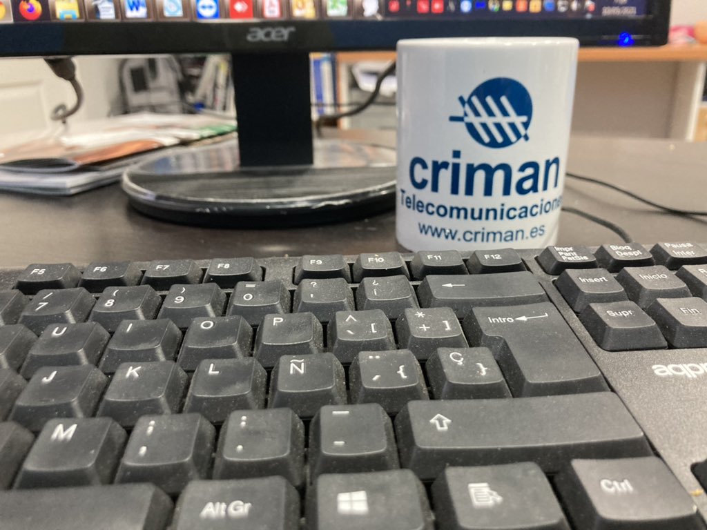 CRIMAN_Val's tweet photo. Buenos días!!.Empezamos la semana "Presupuesteando",#fibraoptica #wifi #vozydatos #antenas #ict2 #videoporteros #valencia #telecomunicaciones https://t.co/otyUb0wnvO